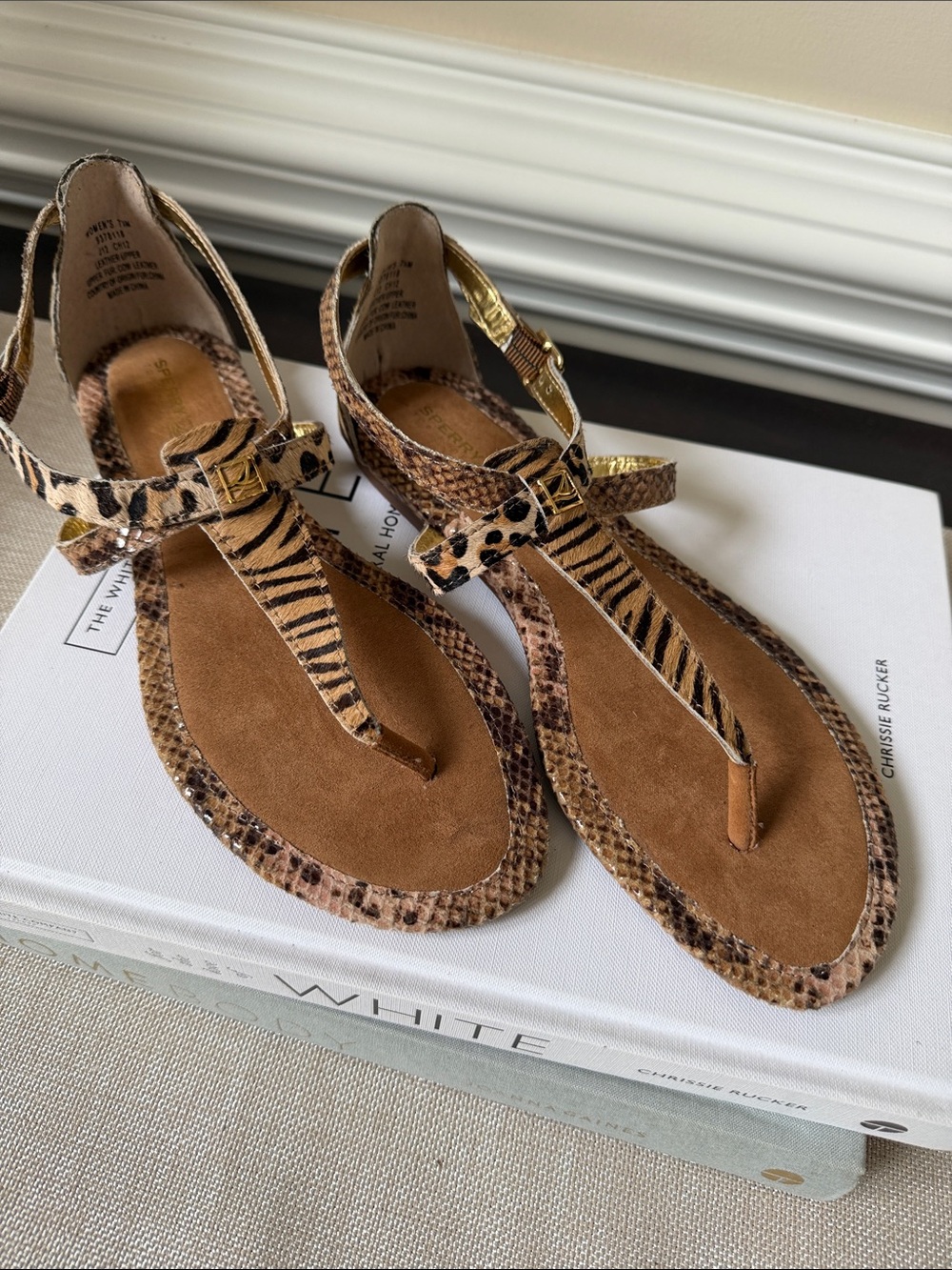 NWOT  Sperry Leather Trim Animal-Print T-Strap Sandals - Brown